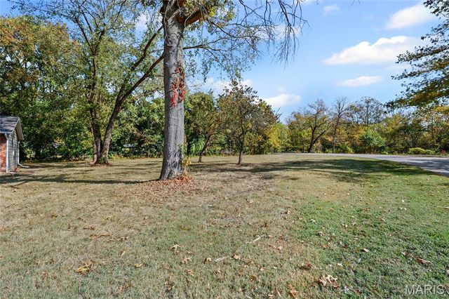 5967 Town And Country Lane, House Springs, MO 63051