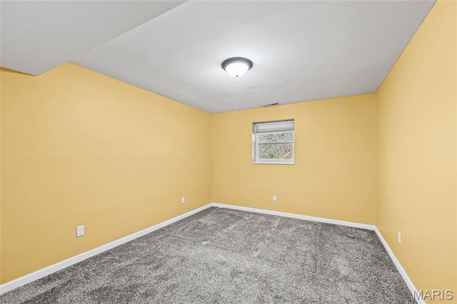 5967 Town And Country Lane, House Springs, MO 63051