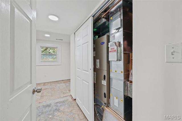 5967 Town And Country Lane, House Springs, MO 63051