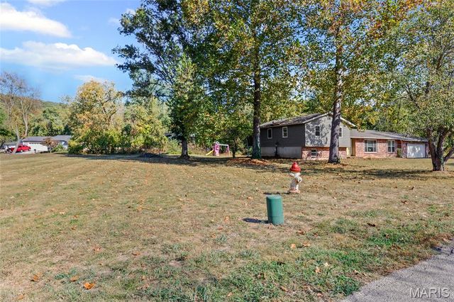 5967 Town And Country Lane, House Springs, MO 63051