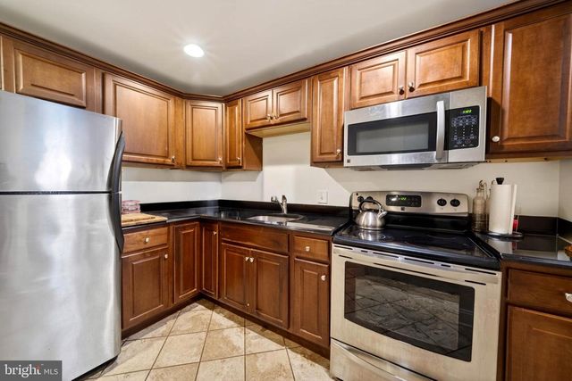 622 S GLOVER ST, Baltimore, MD 21224