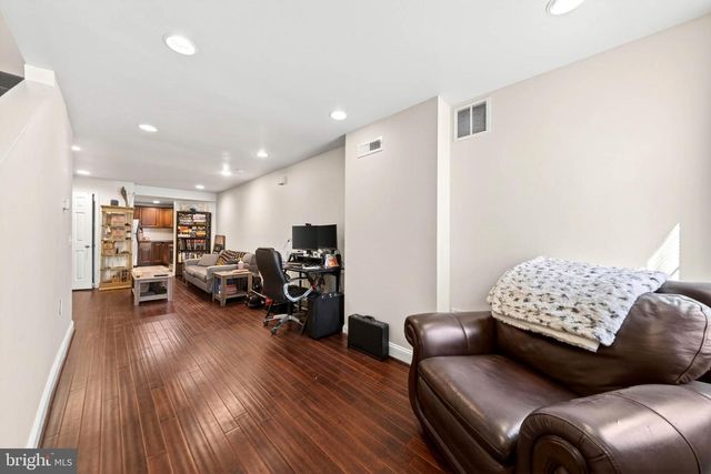 622 S GLOVER ST, Baltimore, MD 21224