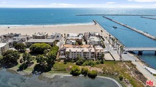 6220 Pacific Avenue 101, Playa Del Rey (los Angeles), CA 90293