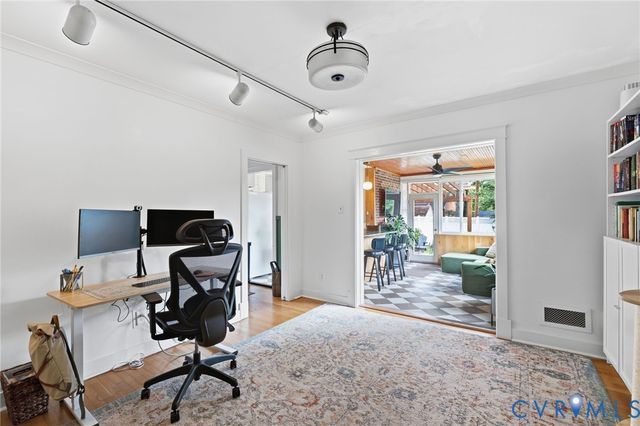 5306 Monument Ave, Richmond, VA 23226
