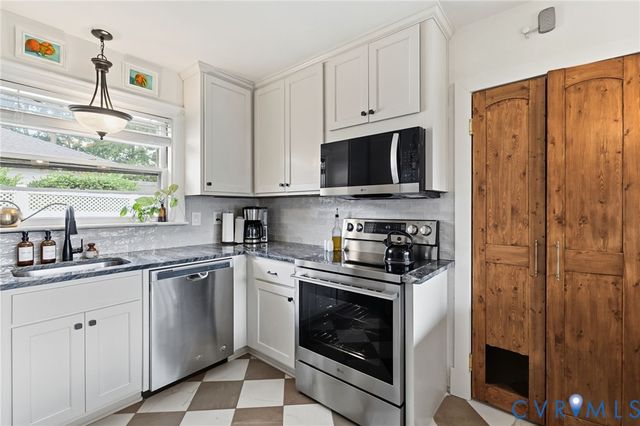 5306 Monument Ave, Richmond, VA 23226