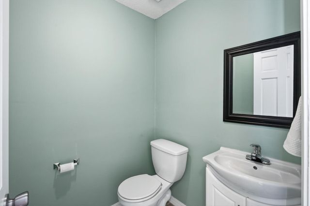 3287 Arcade Street S, Vadnais Heights, MN 55127