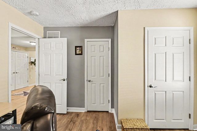 1069 LOCUST DR, Pasadena, MD 21122