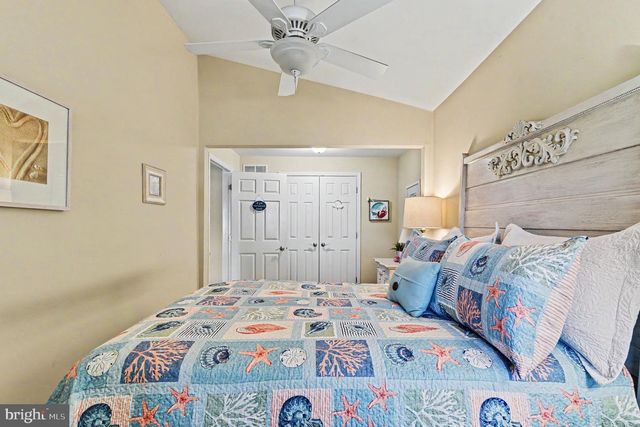 1069 LOCUST DR, Pasadena, MD 21122