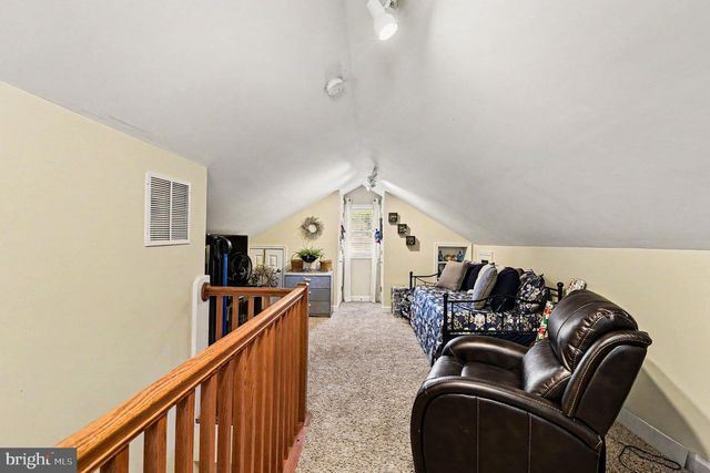 1069 LOCUST DR, Pasadena, MD 21122