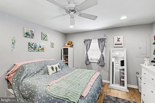 1069 LOCUST DR, Pasadena, MD 21122