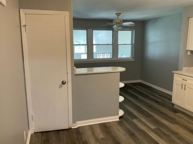 10929 S Eberhart Avenue, Chicago, IL 60628