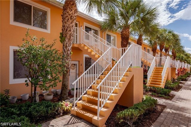 6840 Beach Resort DR 4, Naples, FL 34114