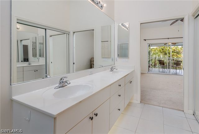 6840 Beach Resort DR 4, Naples, FL 34114