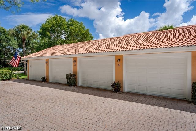 6840 Beach Resort DR 4, Naples, FL 34114