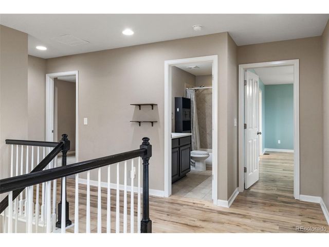 7679 Blue Water Dr, Castle Rock, CO 80108
