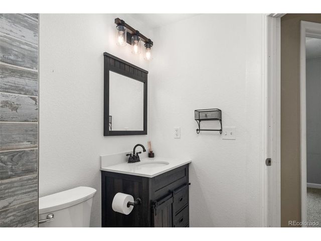 7679 Blue Water Dr, Castle Rock, CO 80108