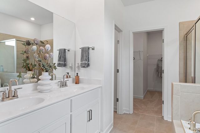 220 East Millbrook Drive, Spring Hill, TN 37174