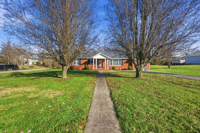 385 Main Street, Salvisa, KY 40372