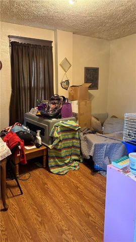 636 S Ray St, New Castle, PA 16101