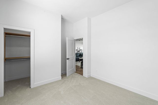 4622 W Emerald Bay Ct, Wichita, KS 67205