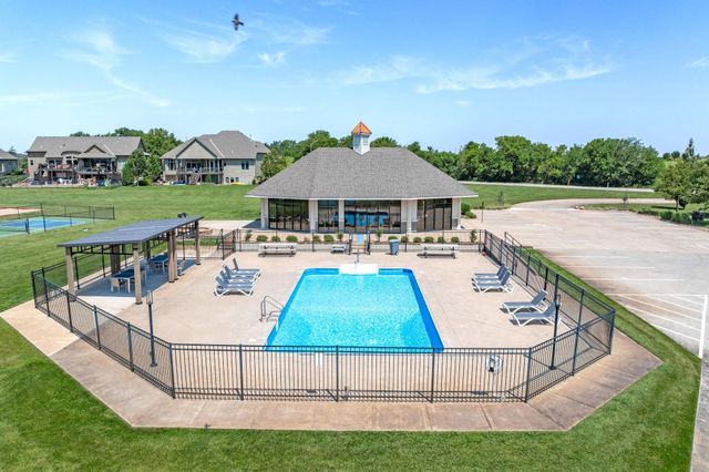 4622 W Emerald Bay Ct, Wichita, KS 67205