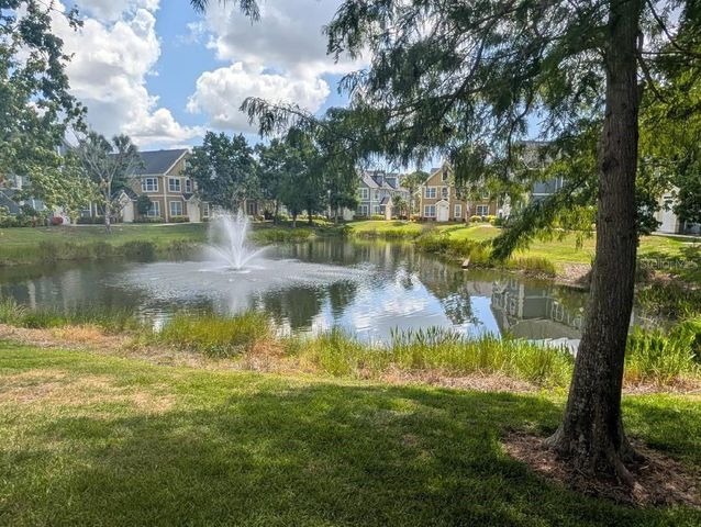 5611 BIDWELL PARKWAY 204, Sarasota, FL 34233