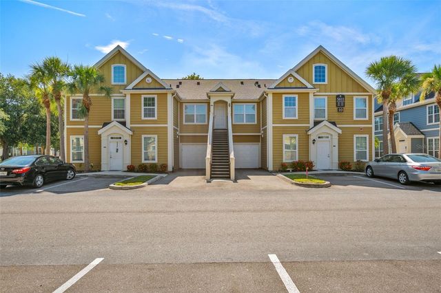 5611 BIDWELL PARKWAY 204, Sarasota, FL 34233