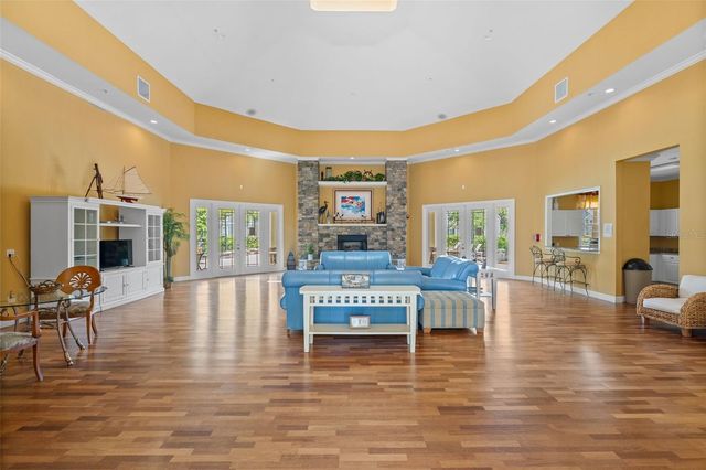 5611 BIDWELL PARKWAY 204, Sarasota, FL 34233