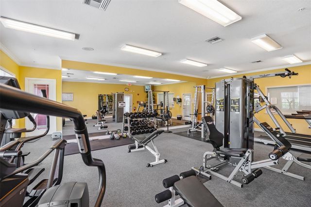 5611 BIDWELL PARKWAY 204, Sarasota, FL 34233