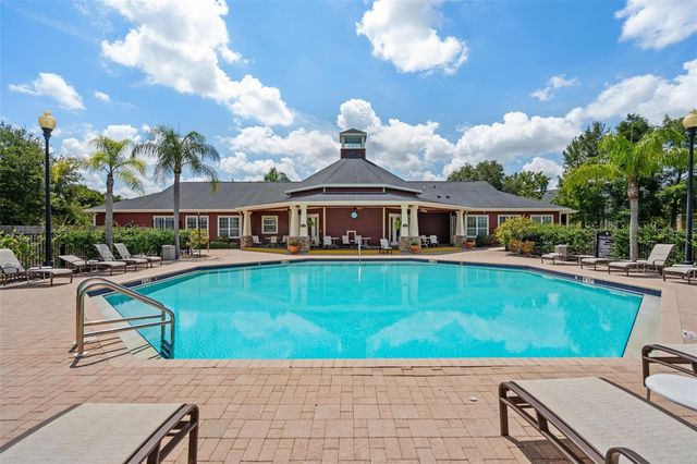 5611 BIDWELL PARKWAY 204, Sarasota, FL 34233