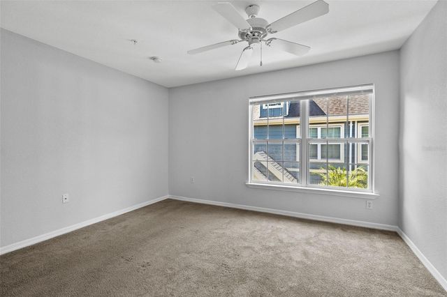 5611 BIDWELL PARKWAY 204, Sarasota, FL 34233