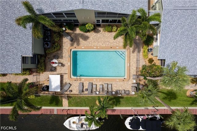 1409 SE 46th LN 105, Cape Coral, FL 33904