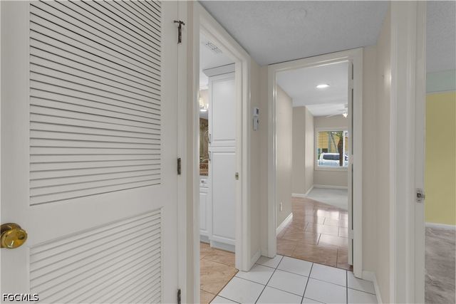 1409 SE 46th LN 105, Cape Coral, FL 33904