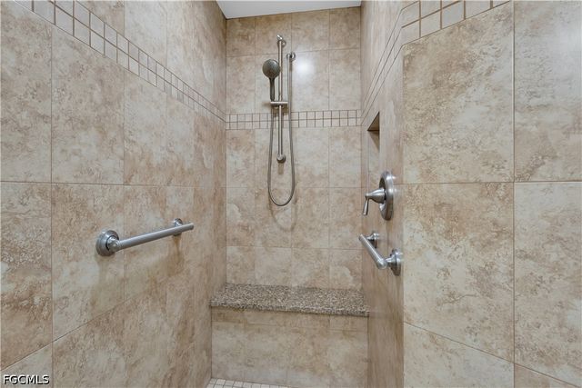 1409 SE 46th LN 105, Cape Coral, FL 33904