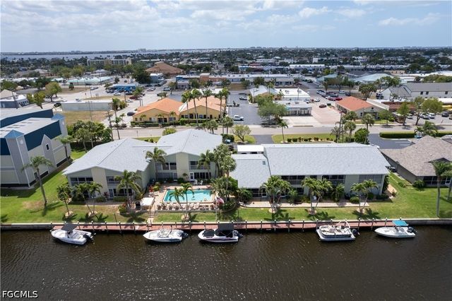 1409 SE 46th LN 105, Cape Coral, FL 33904