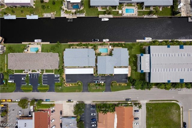 1409 SE 46th LN 105, Cape Coral, FL 33904