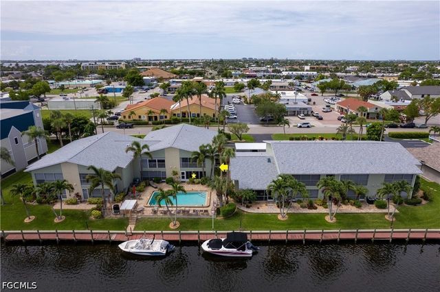 1409 SE 46th LN 105, Cape Coral, FL 33904