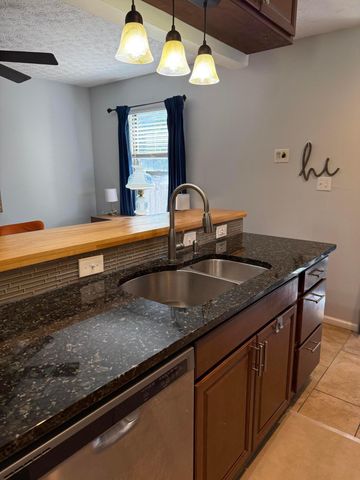 2253 Laurelwood Drive, Columbus, OH 43229