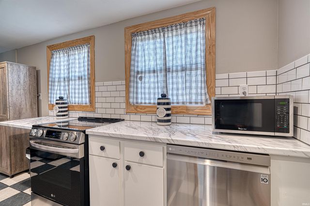 220 S Tekoppel Avenue, Evansville, IN 47712