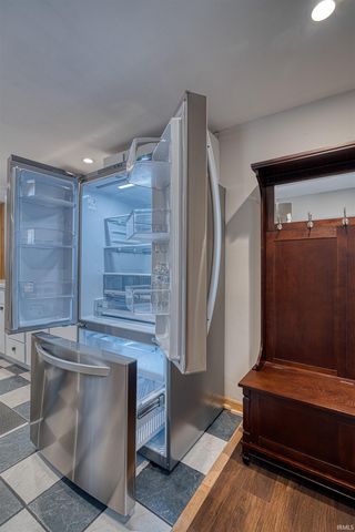 220 S Tekoppel Avenue, Evansville, IN 47712