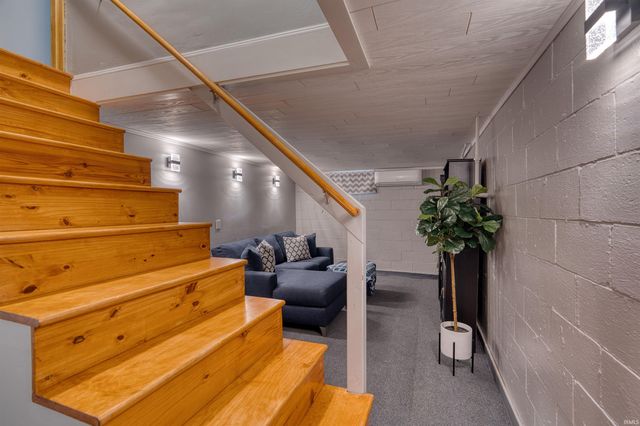 220 S Tekoppel Avenue, Evansville, IN 47712