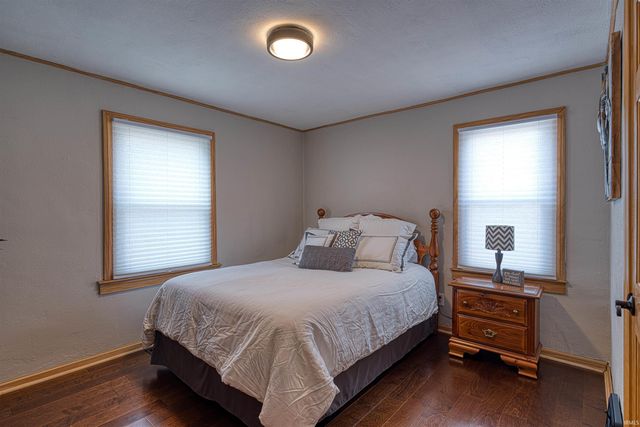 220 S Tekoppel Avenue, Evansville, IN 47712