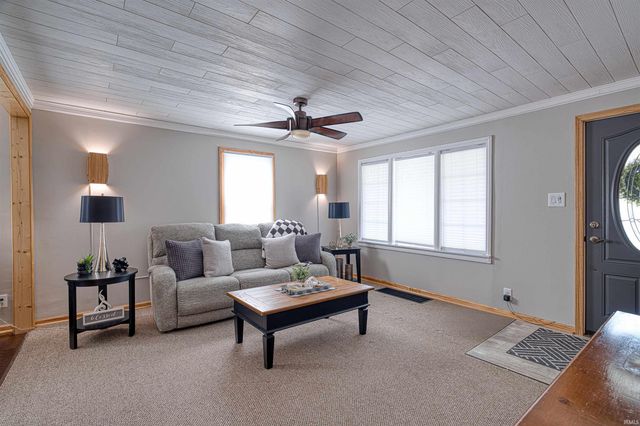 220 S Tekoppel Avenue, Evansville, IN 47712