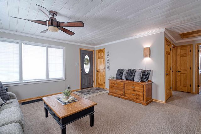 220 S Tekoppel Avenue, Evansville, IN 47712