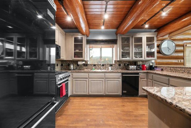 488 Starlight Circle, Big Bear, CA 92315