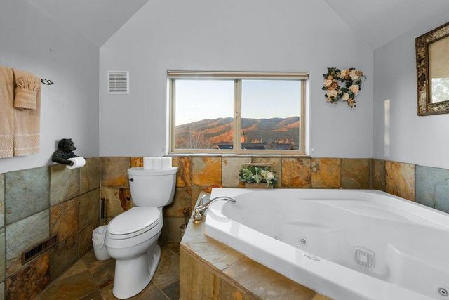 488 Starlight Circle, Big Bear, CA 92315