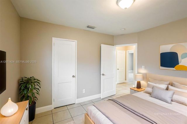 1943 Thomas Street, Hollywood, FL 33020