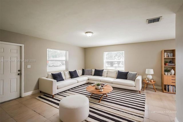1943 Thomas Street, Hollywood, FL 33020