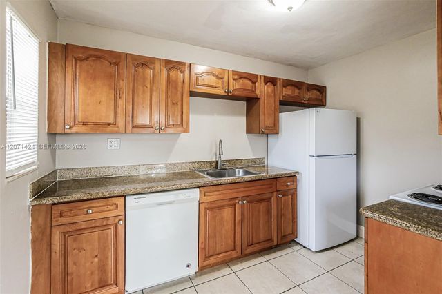 1943 Thomas Street, Hollywood, FL 33020