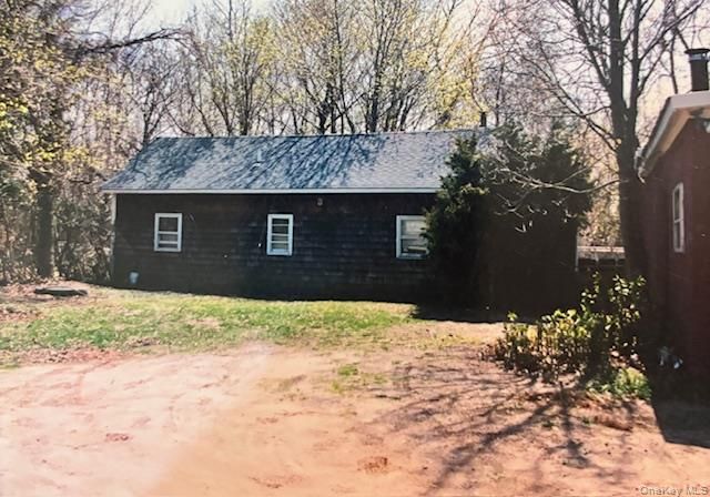 761 E Main Street, Riverhead, NY 11901